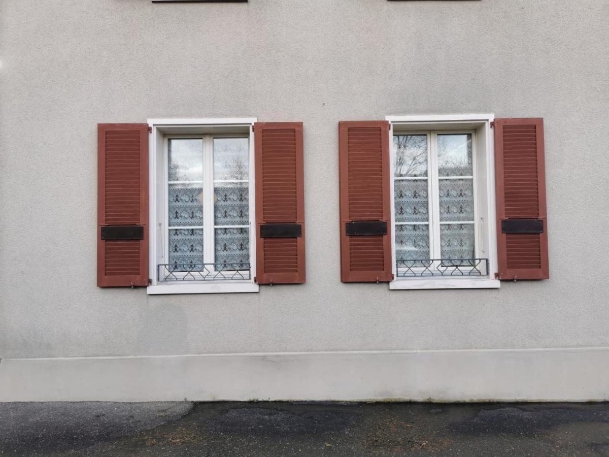 Appartement Simple 36m2 In The Center Of Private Parking Small Bathroom Burgdorf